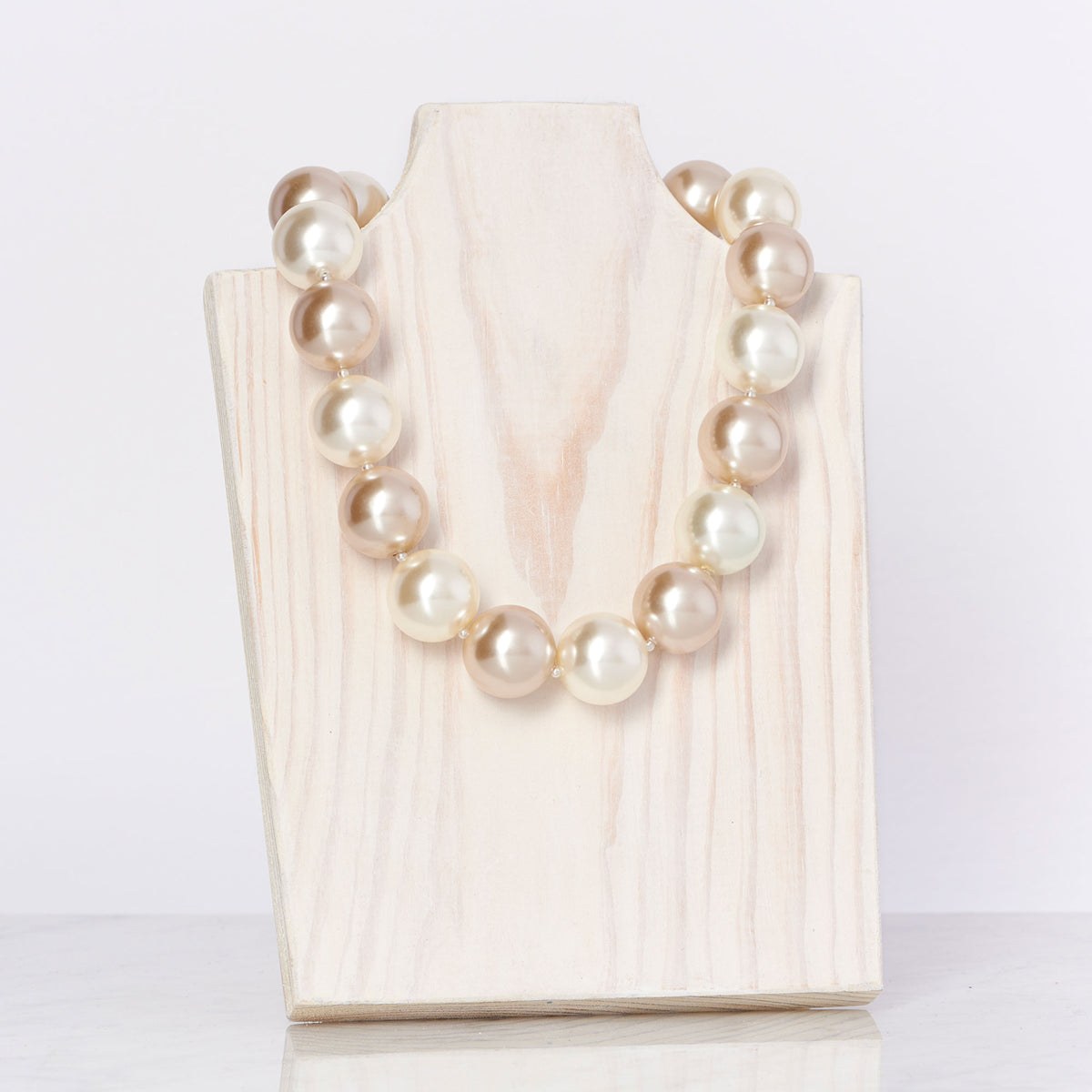 Ivory Champagne Cooling Pearl Necklace Hot Girls Pearls