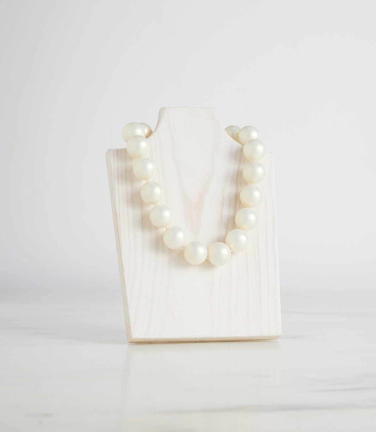 Super White Cooling Pearl Necklace Hot Girls Pearls